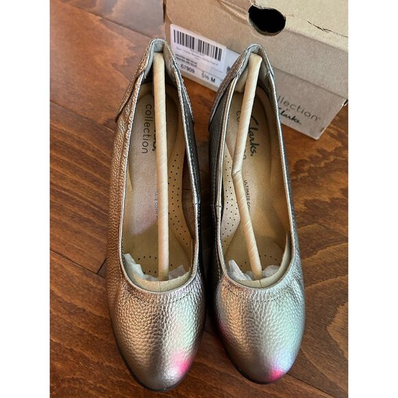 Clarks Women's Neiley Pearl Pewter Metallic Heels Leather NEW 5.5 M - Picture 5 of 9